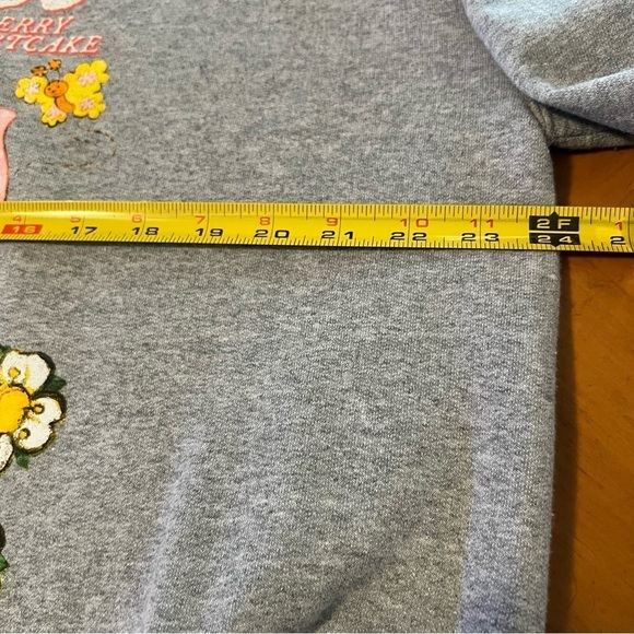 Strawberry Shortcake Women's Life Is Sweet Crewneck Sweatshirt in Gray L Kawaii - Picture 11 of 12